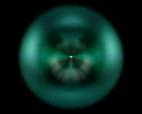 Tirée d’une vidéo d’art immersif hypnotique et magnétique, cette photographie capture un instant où la lumière verte s’étire et se rétracte en un équilibre subtil entre expansion et concentration. Les variations chromatiques, du vert sauge apaisant aux éclats de vert néon éclatant, donnent à l’image une profondeur cinétique, presque tridimensionnelle. La synchronisation des pulsations lumineuses et des jeux d’ombre crée une harmonie visuelle en perpétuelle évolution, amplifiée par une présence sonore immersive qui accompagne cette ascension sensorielle.